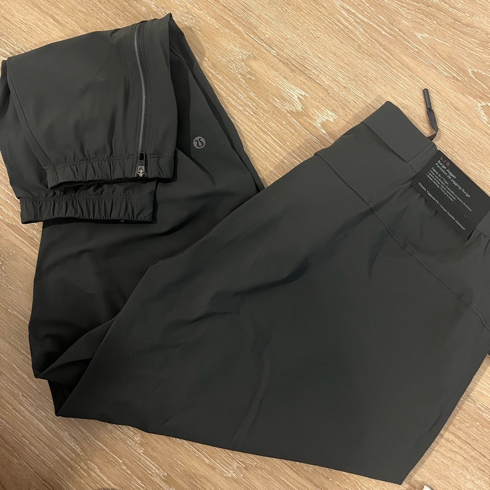 Lululemon surge jogger